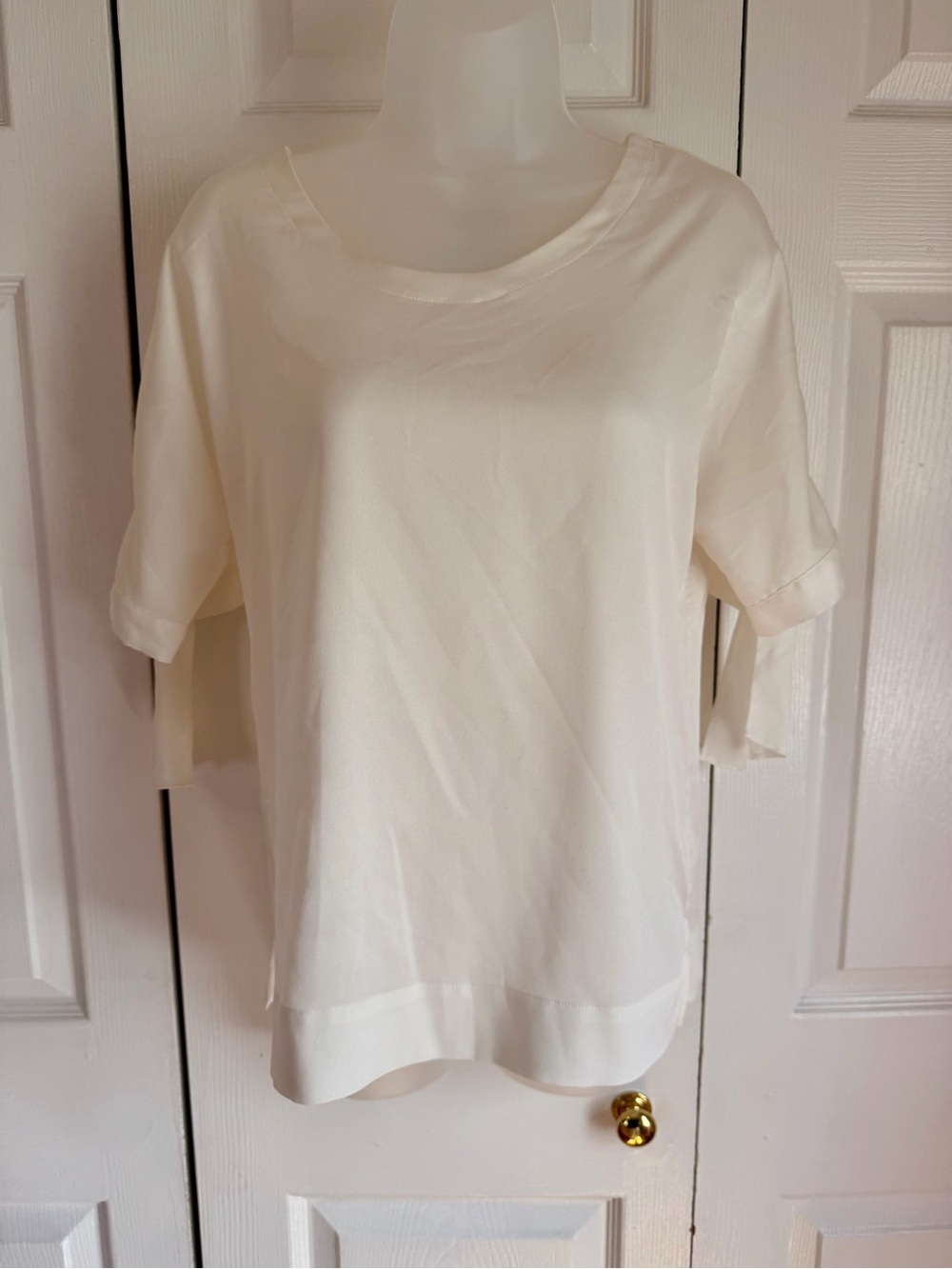 Ann Taylor Cream Short-Sleeve Boxy Top